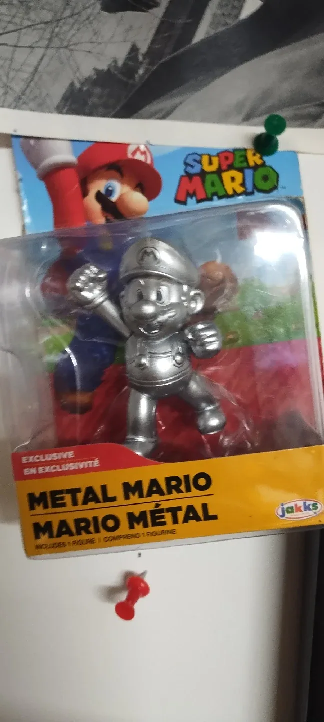 Metal Mario Figure by Jakks Pacific thumbnail