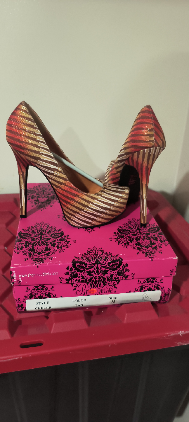 Promise Tan Heels - Size 7