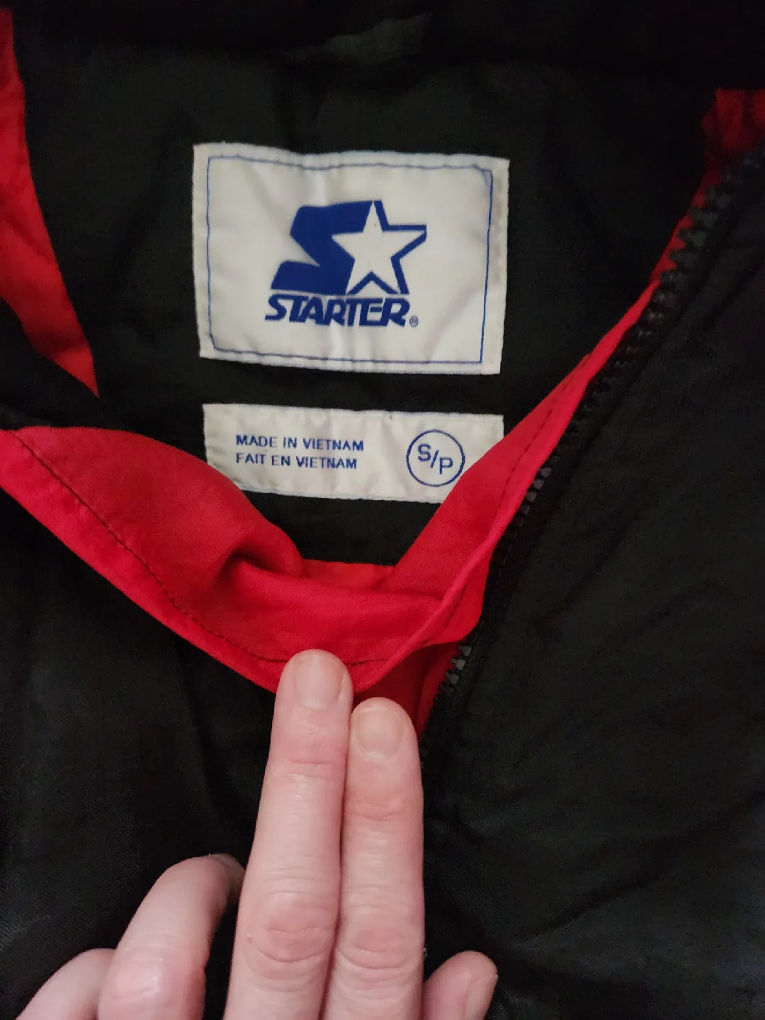 Starter Chicago Bulls Pullover Jacket, Size S image indicator(2)