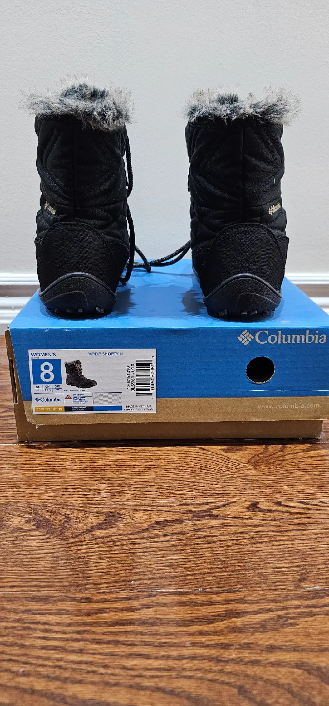 Columbia Women's Size 8 Winter Boots - Black image indicator(3)