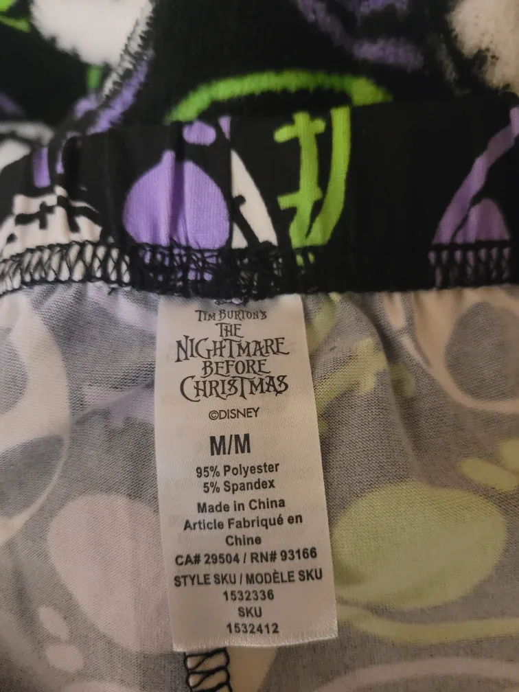 Halloween Nightmare Before Christmas Leggings & Shirt Set (M) image indicator(4)