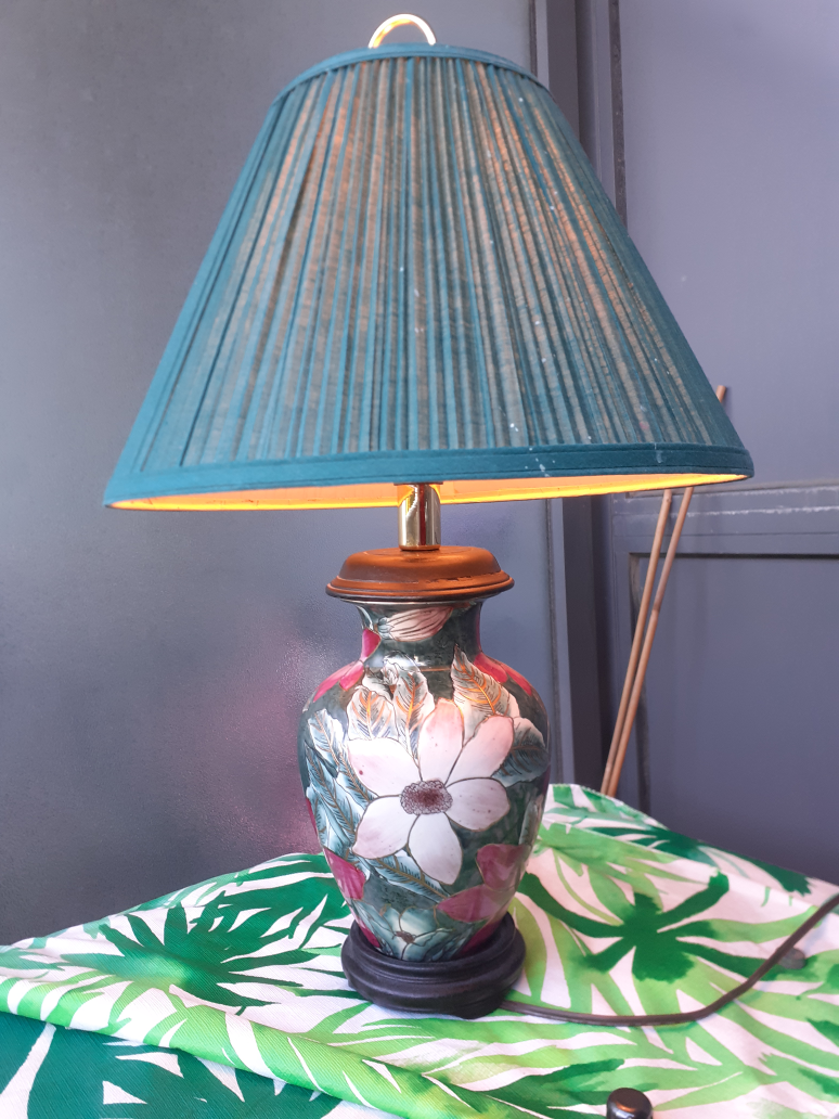 Floral Vase Table Lamp with Green Shade - photo 2