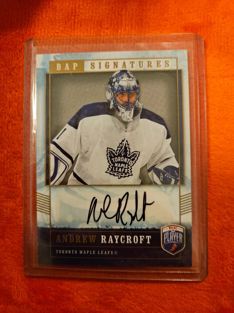 Hockey Trading Cards - Assorted image indicator(9)