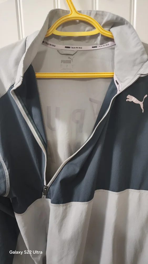 Puma Training Jacket, Size L image indicator(2)