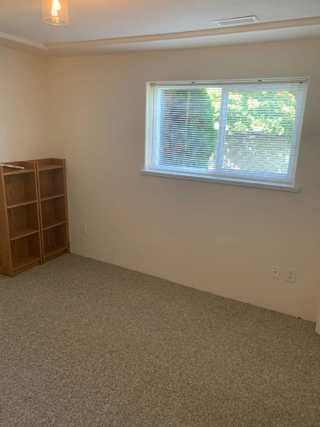 2 bedroom garden suite image indicator(5)