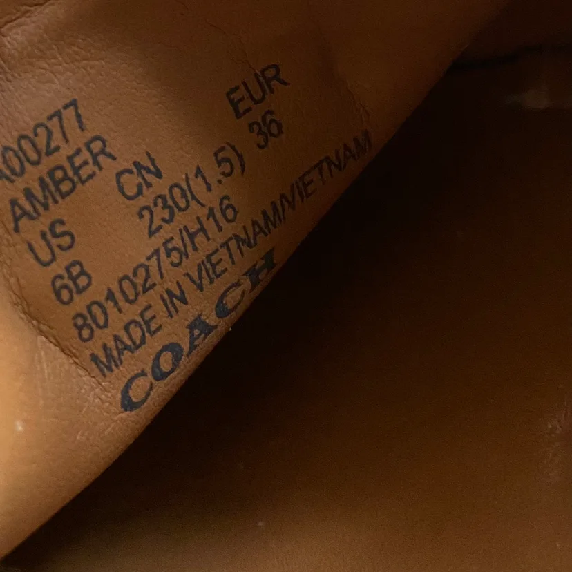 Coach Women’s Amber Tan Suede Leather Loafers Size 6B image indicator(8)