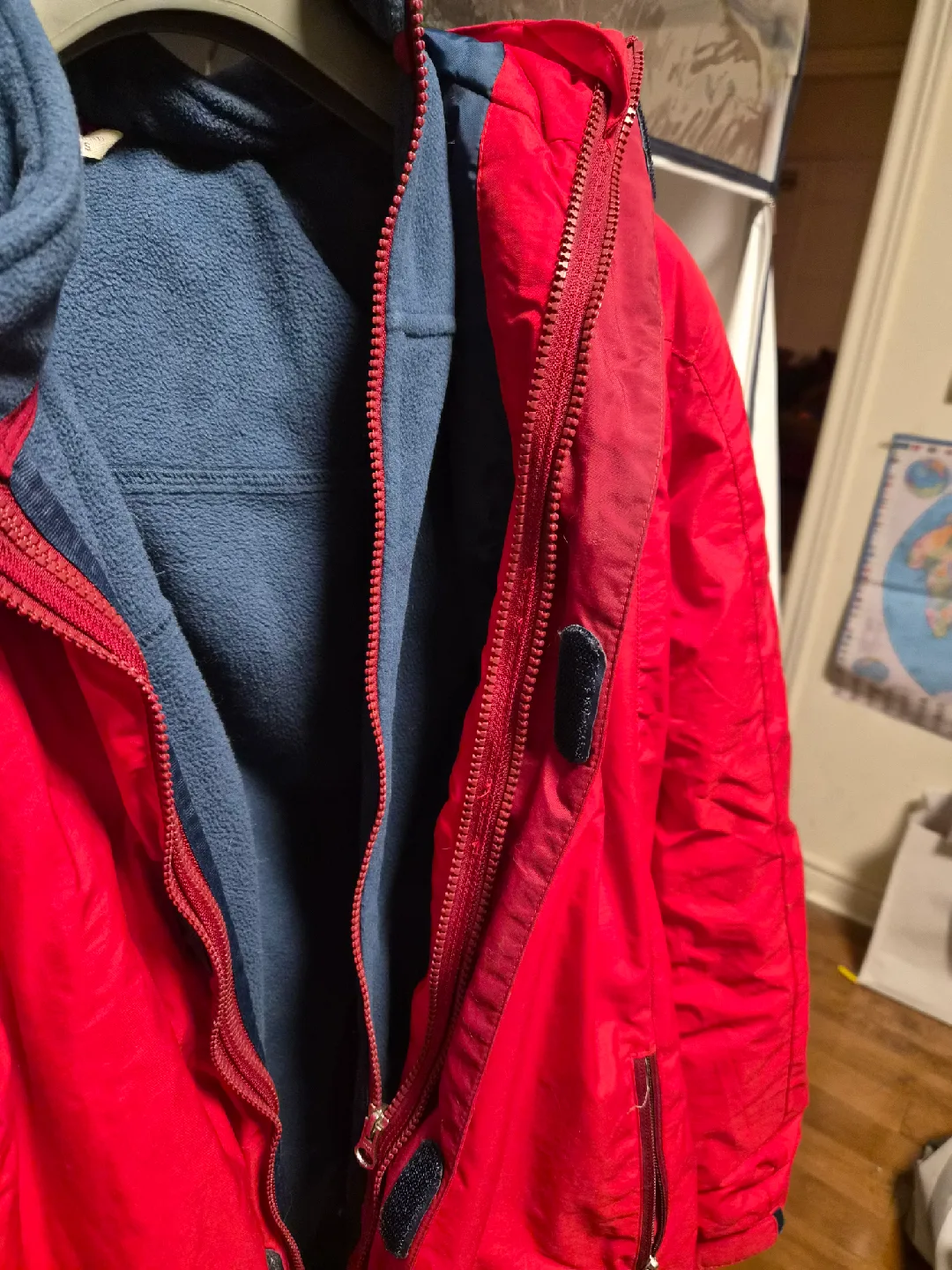 Red Winter Jacket for kids 14-16 or adult S image indicator(2)