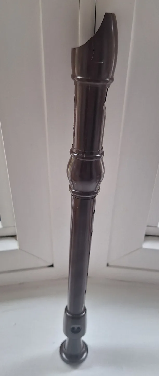 Vintage made in  England Dolmetsch Dolonite Descant Recorder image indicator(2)