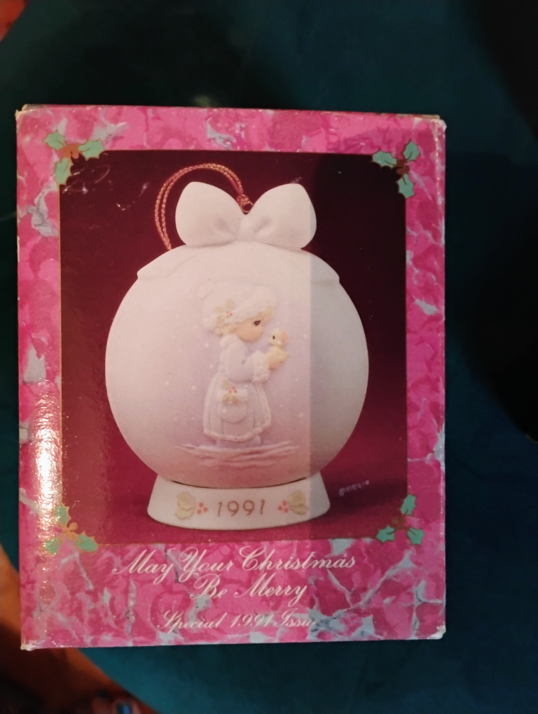 Enesco Precious Moments Ornament - 1991