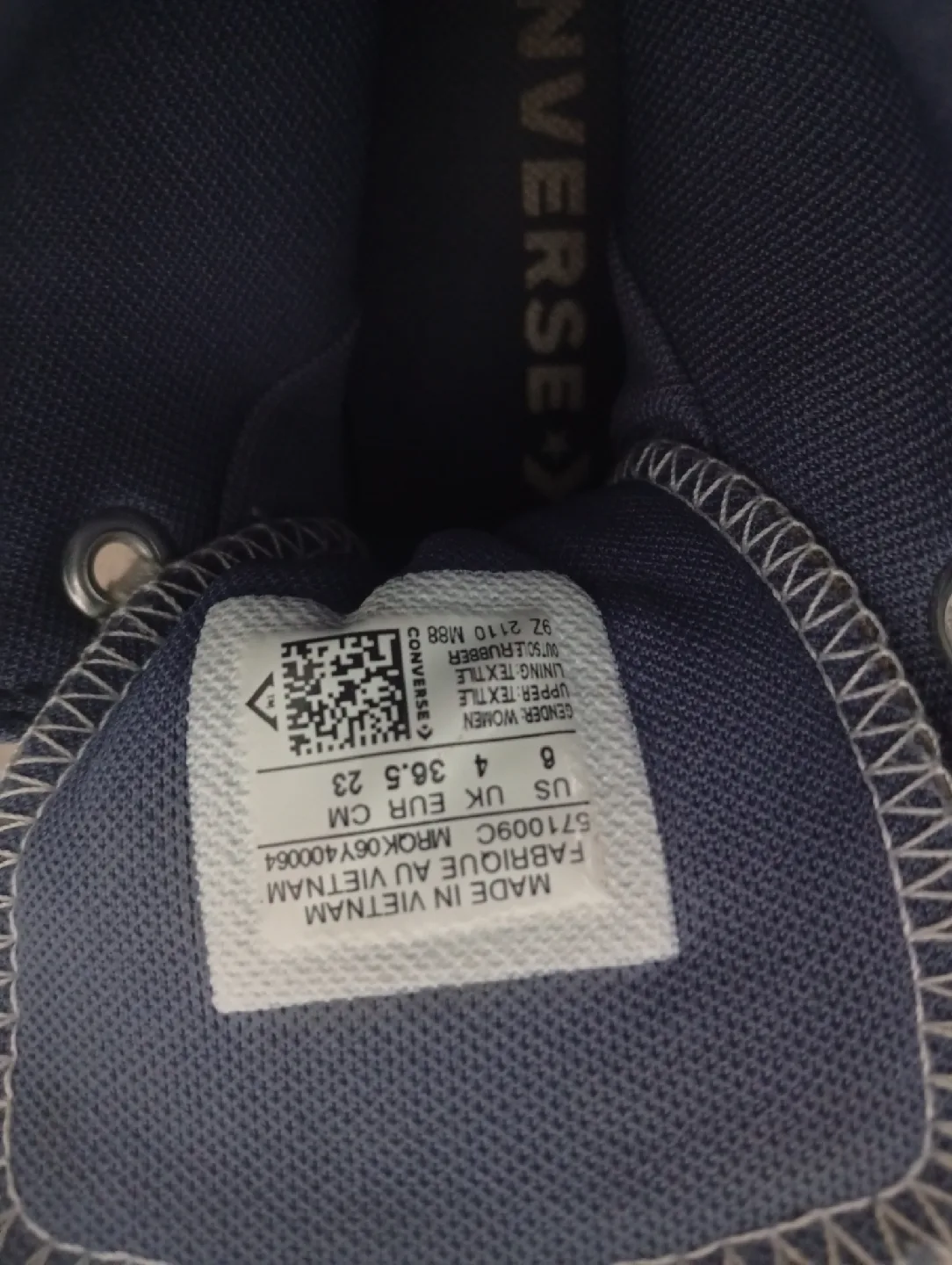 Converse All Star Lugged Hi Top - Women's Size 6 image indicator(3)