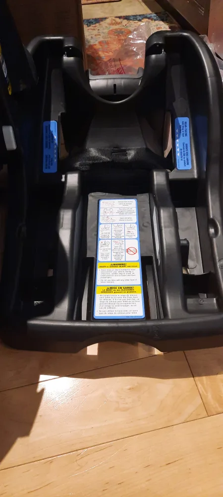 Brand New Graco SnugRide 35 Lite LX Infant Car Seat image indicator(6)