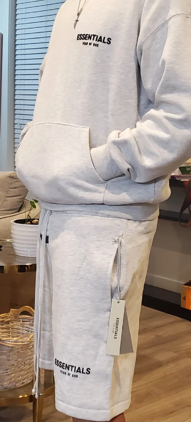 Essentials Fear of God Grey Hoodie & Shorts Set image indicator(4)