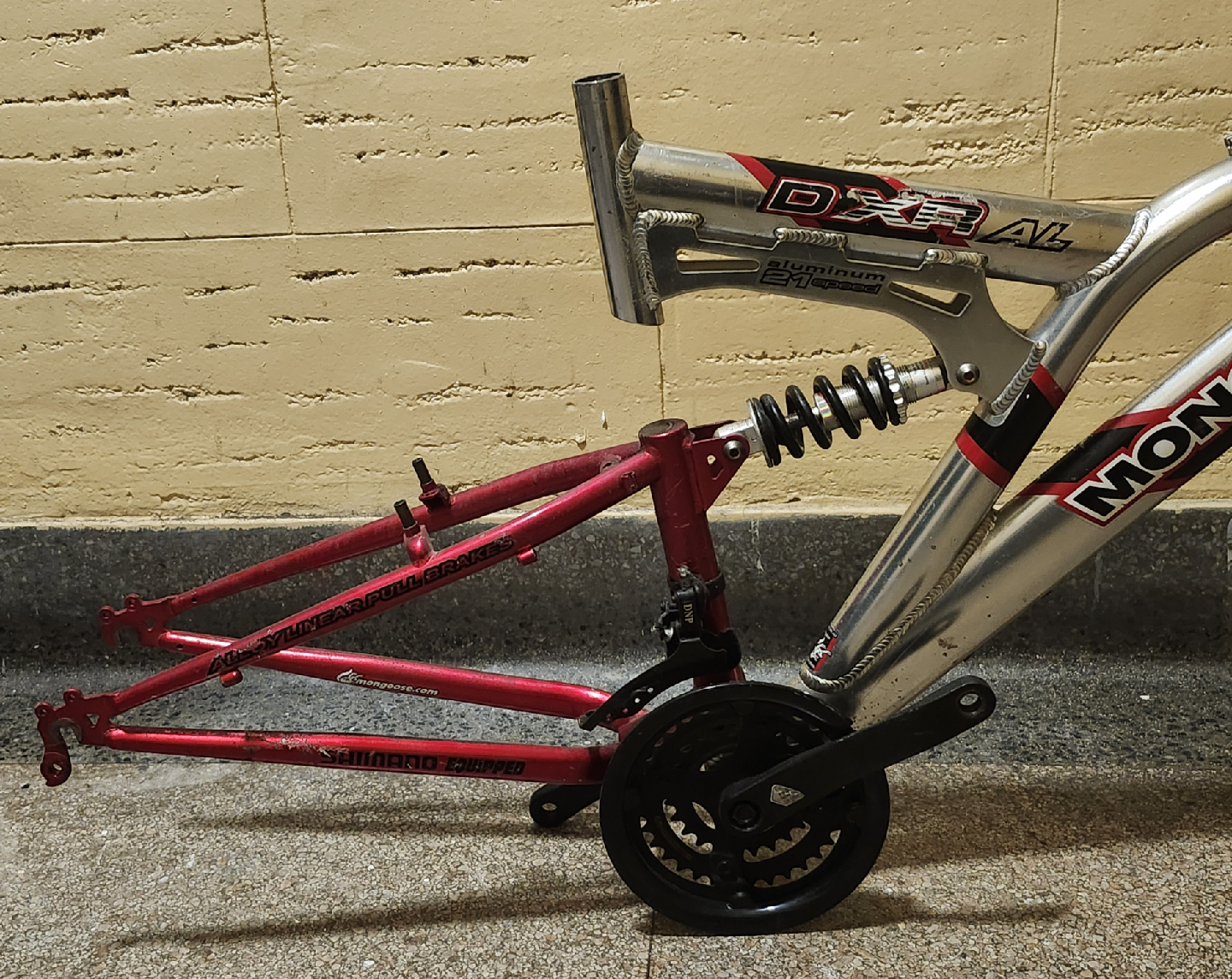 Mongoose DXR AL Aluminum 16 3/4" Full Suspension Frame - photo 3