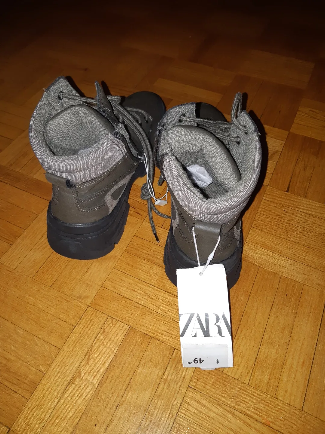 🧡 Zara Olive Green Ankle Boots - New with Tags image indicator(3)