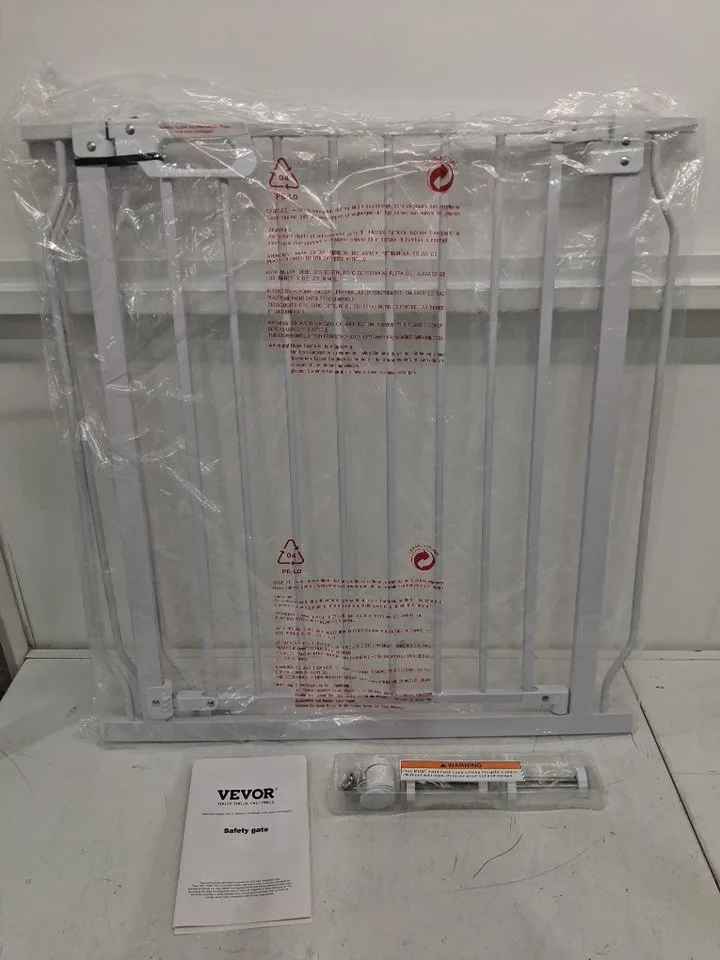 Vevor Easy Step Pet or Baby Safety Gate - 29.5"- 39" image indicator(3)