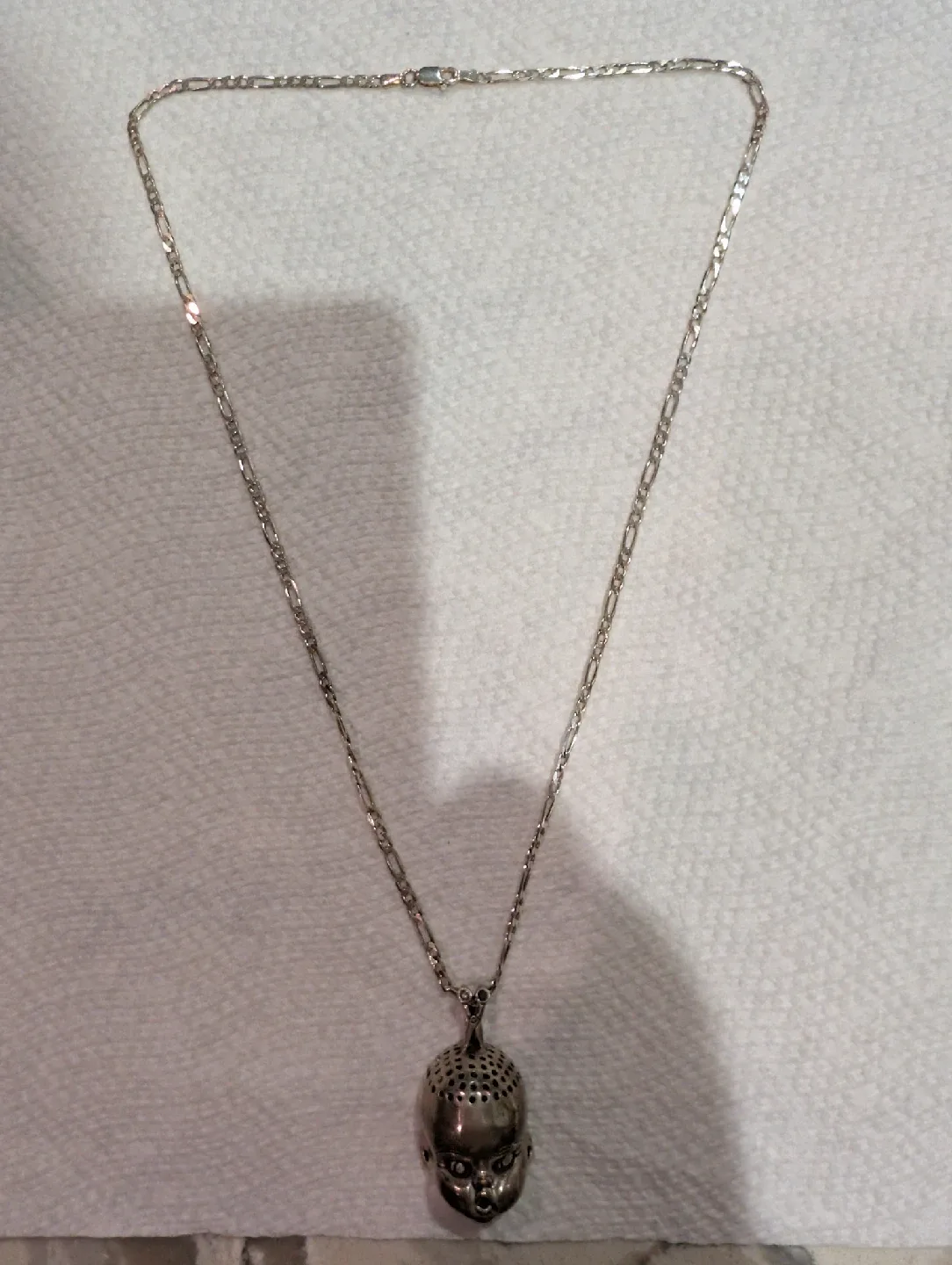 Handcrafted  1947 Silver Dime "Smiley" Pendant Necklace image indicator(5)