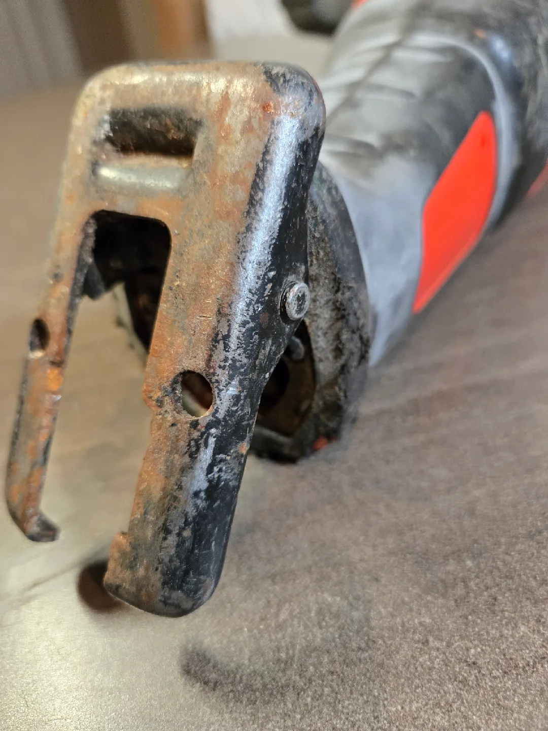 Black & Decker RS500 Reciprocating Saw image indicator(2)