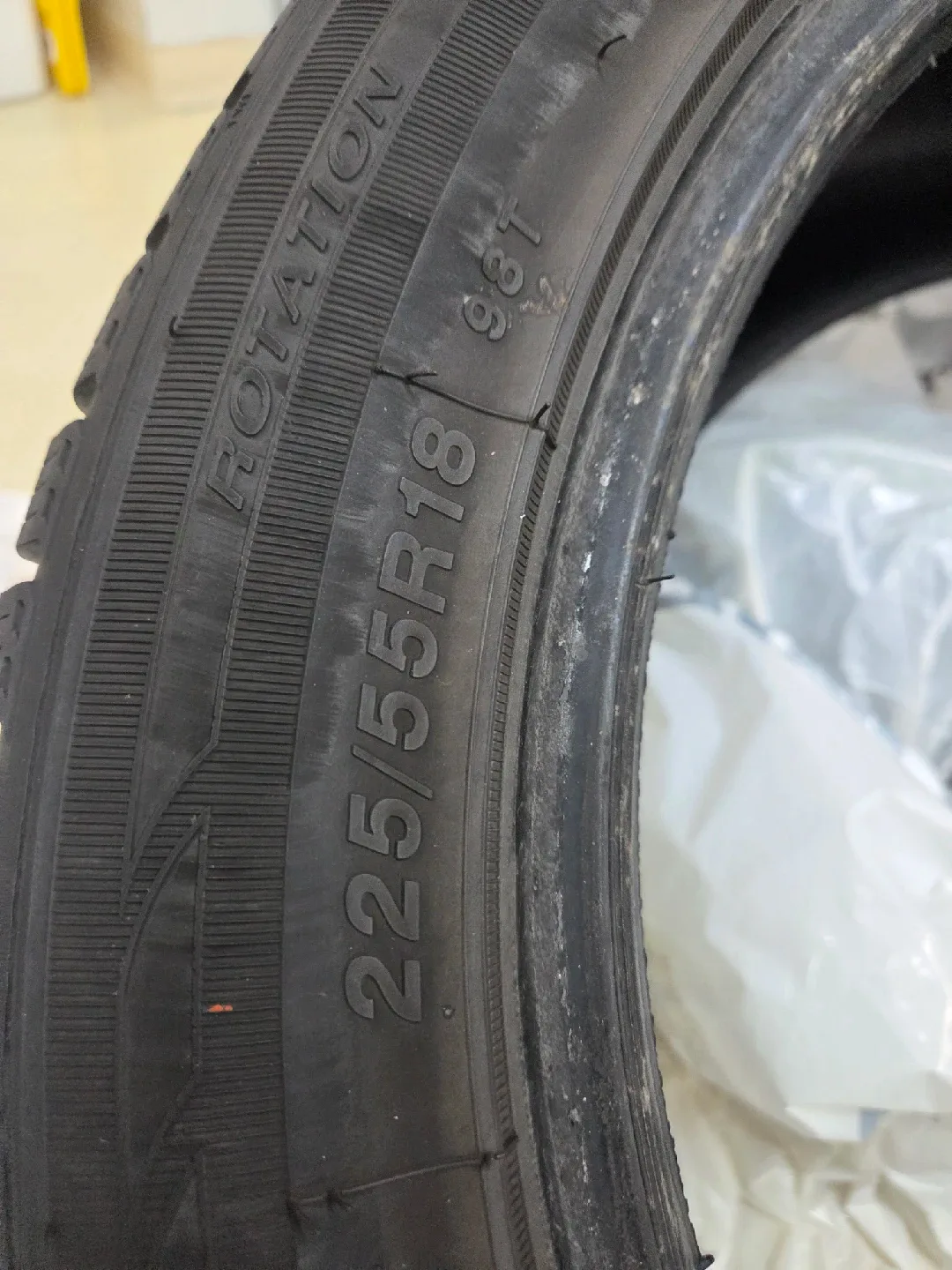 new like new sailun snow tires 225/55 r 18 image indicator(3)