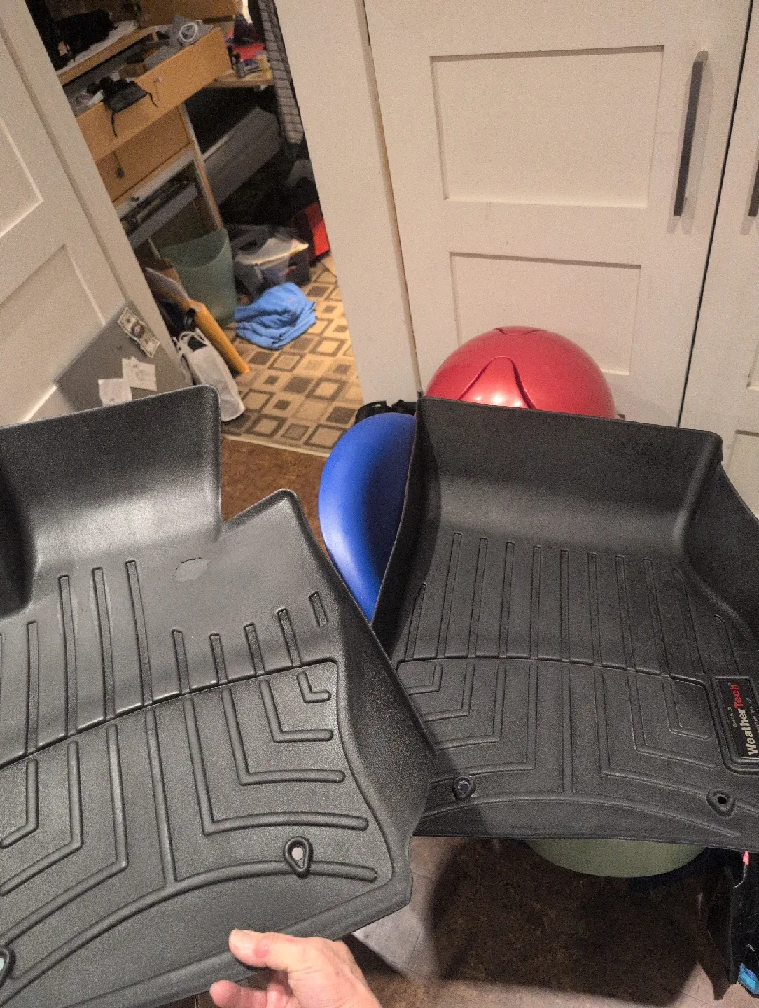 WeatherTech Floor Mats - BMW 320i xdrive 2014 - Black image indicator(3)