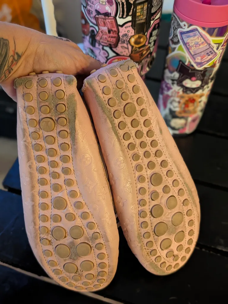 Louis Vuitton Gloria Flat Loafers image indicator(5)