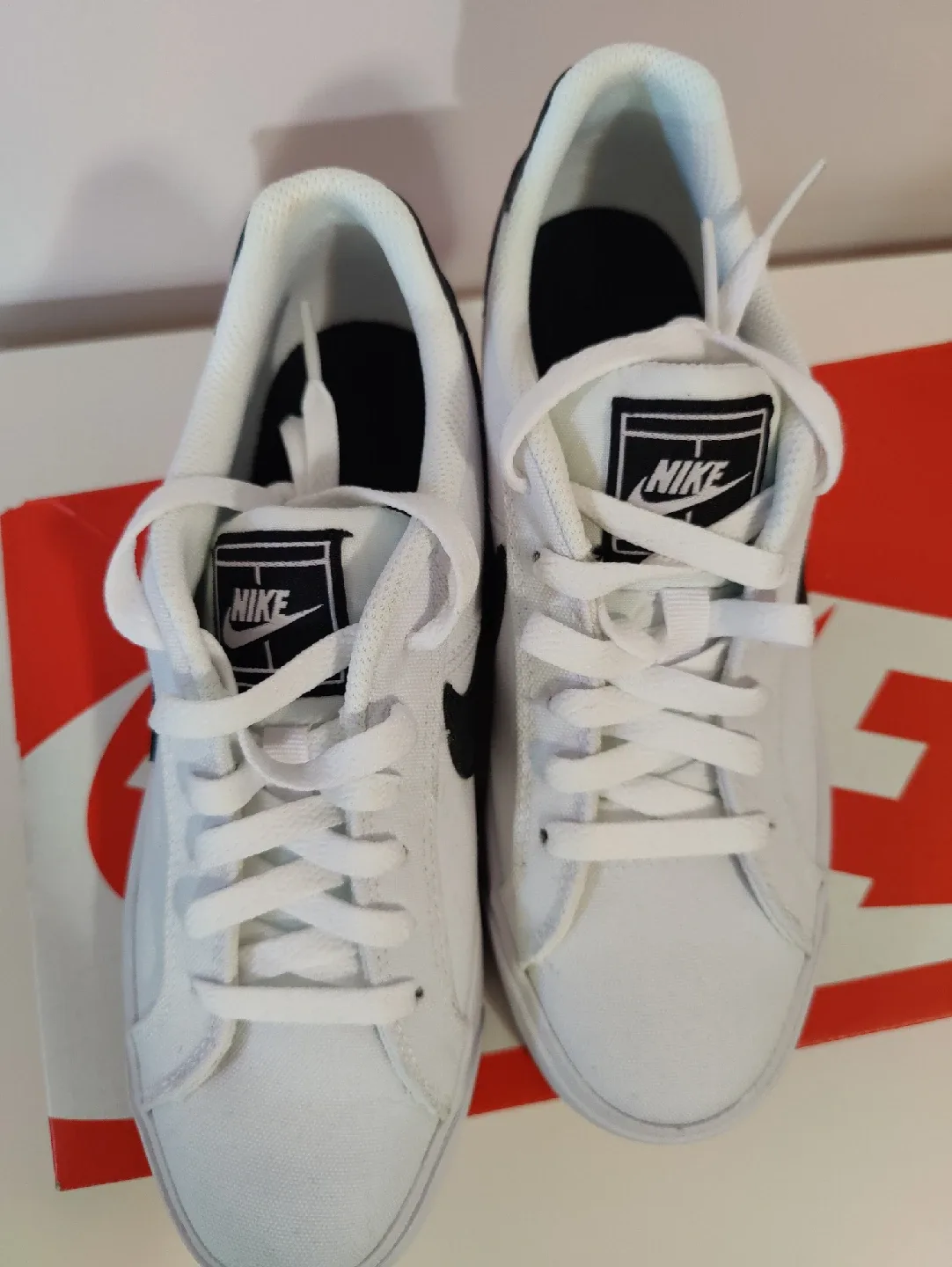 Nike Court Royale AC White/Black US 6 image indicator(2)