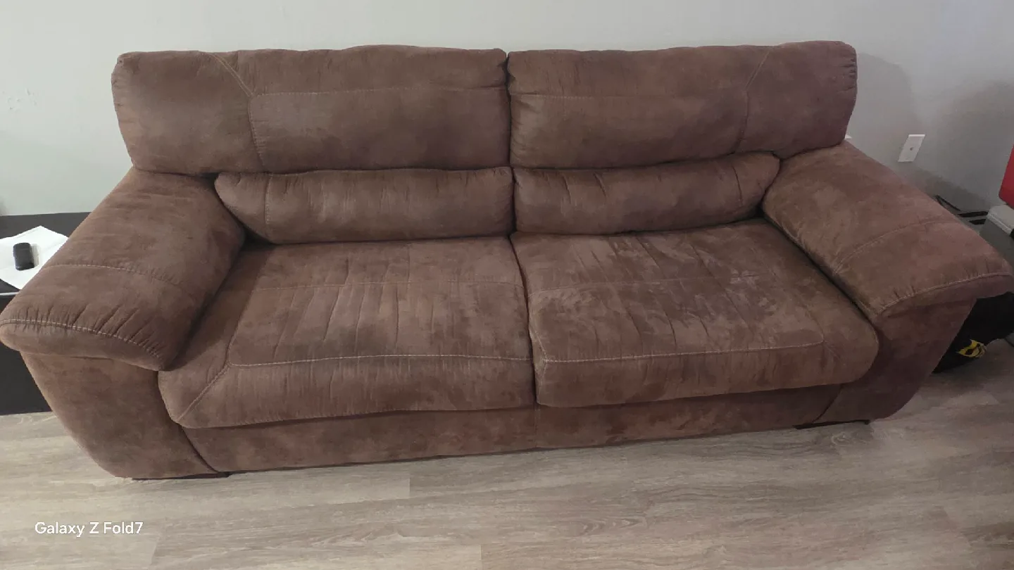 Brown Recliner Sofa & Loveseat Set image indicator(2)