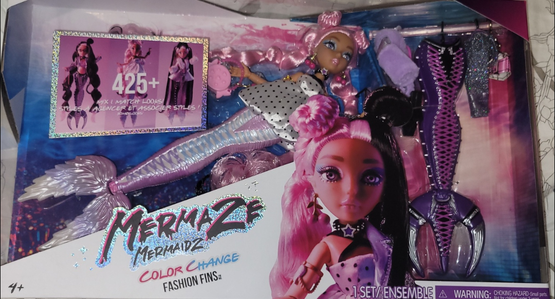 New Mermaze Mermaidz Color Change Fashion Fins Doll