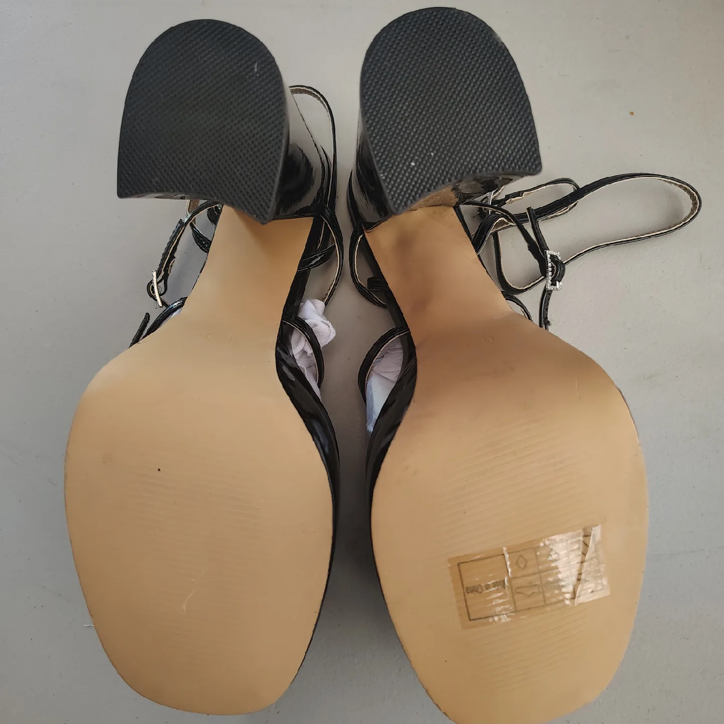 Shein Black Platform Heels - Size 7.5 image indicator(3)