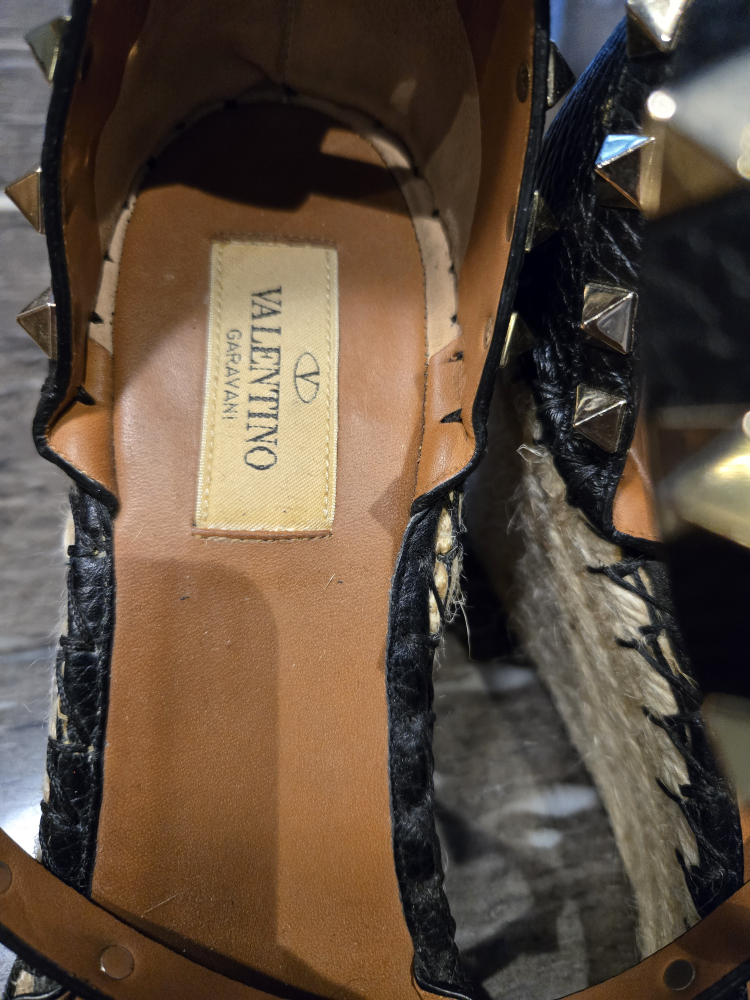 Valentino Garavani Espadrille Sandals - photo 3