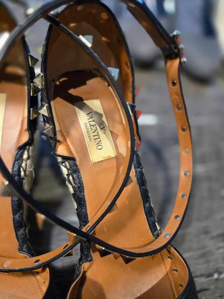 Valentino Garavani Espadrille Sandals image indicator(4)