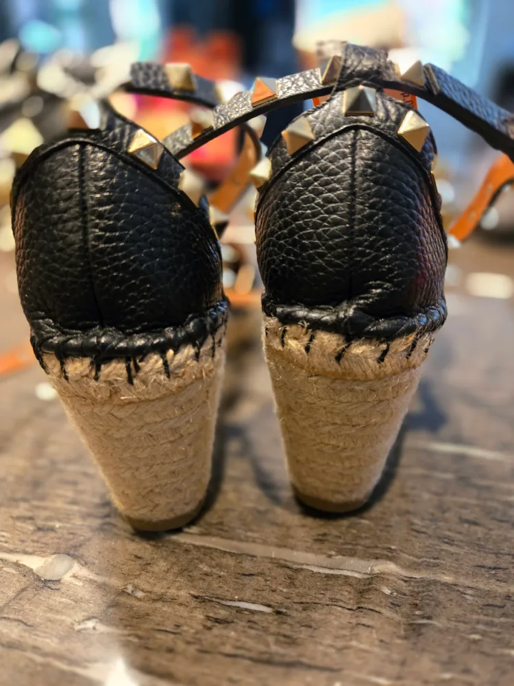 Valentino Garavani Espadrille Sandals image indicator(6)