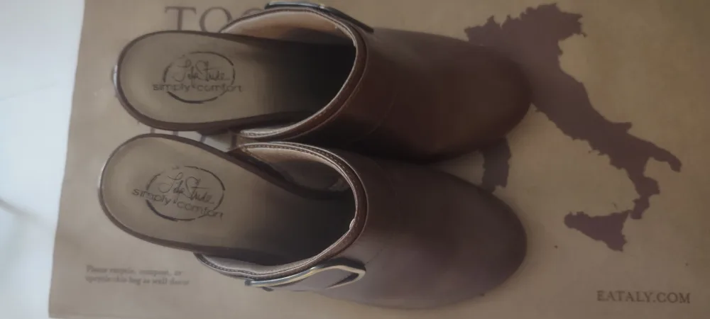 Life Stride leather  Brown Mules image indicator(2)