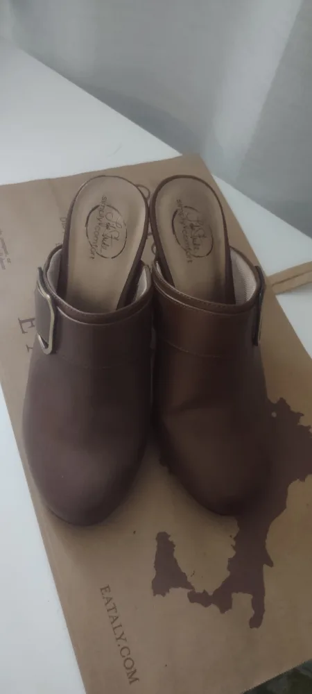 Life Stride leather  Brown Mules image indicator(3)
