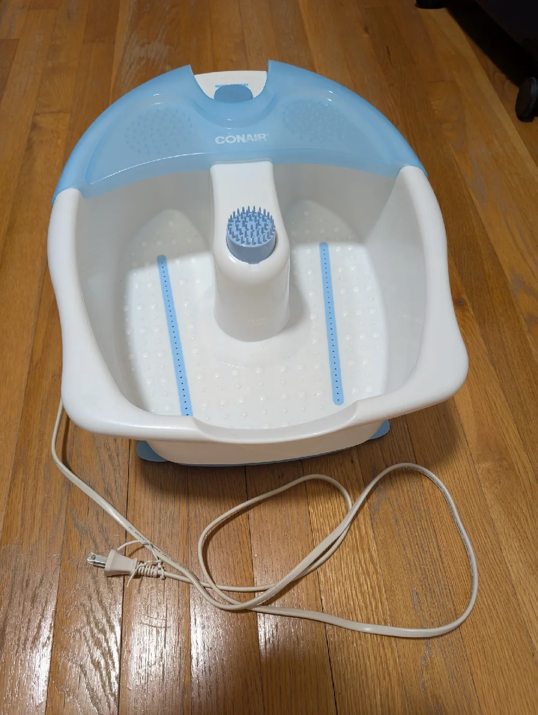 Conair Foot Bath with Heat & Bubbles FB5X thumbnail