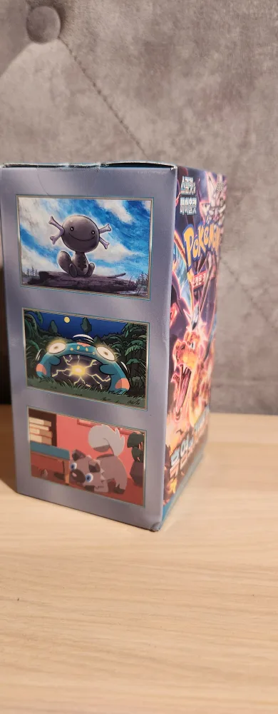 Pokemon TCG Scarlet & Violet Booster Box image indicator(3)