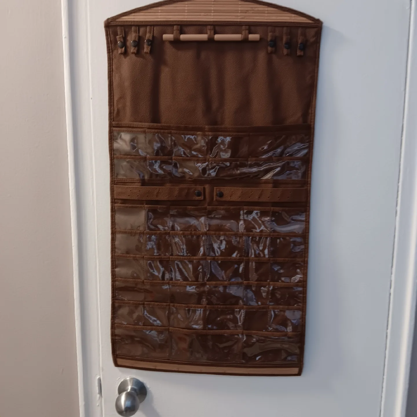 Brown Hanging Jewelry Organizer image indicator(2)