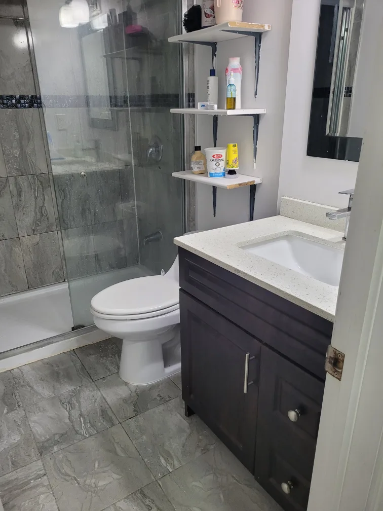 Basement for rent image indicator(3)