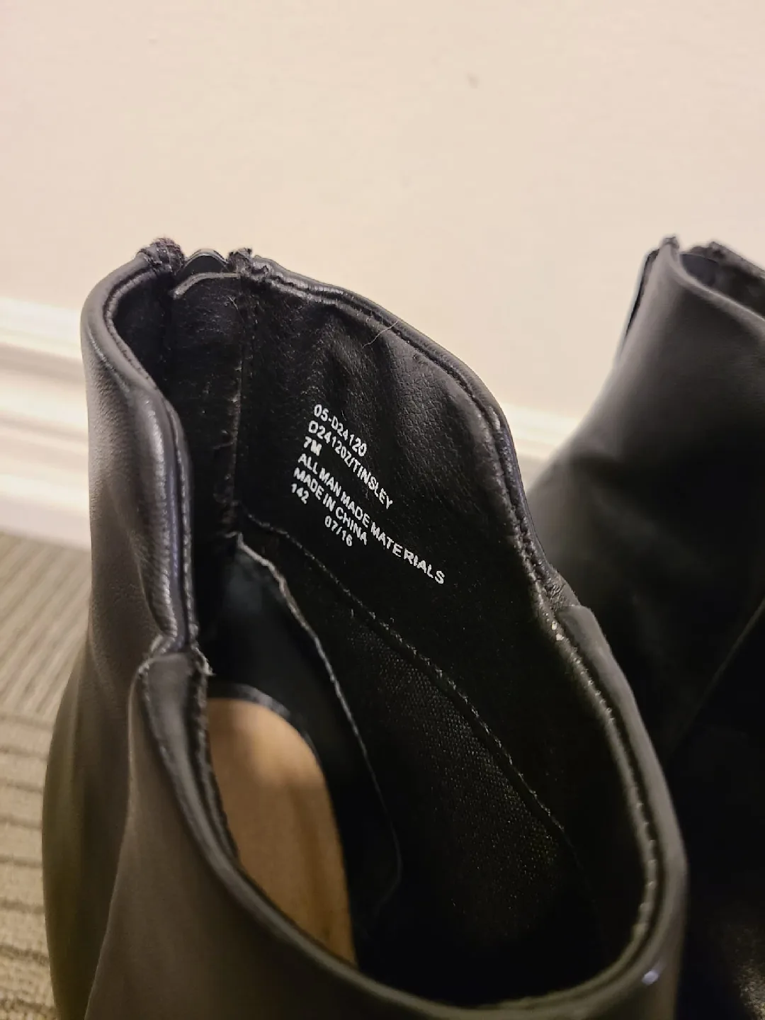 Black Peep Toe Heeled Booties image indicator(6)