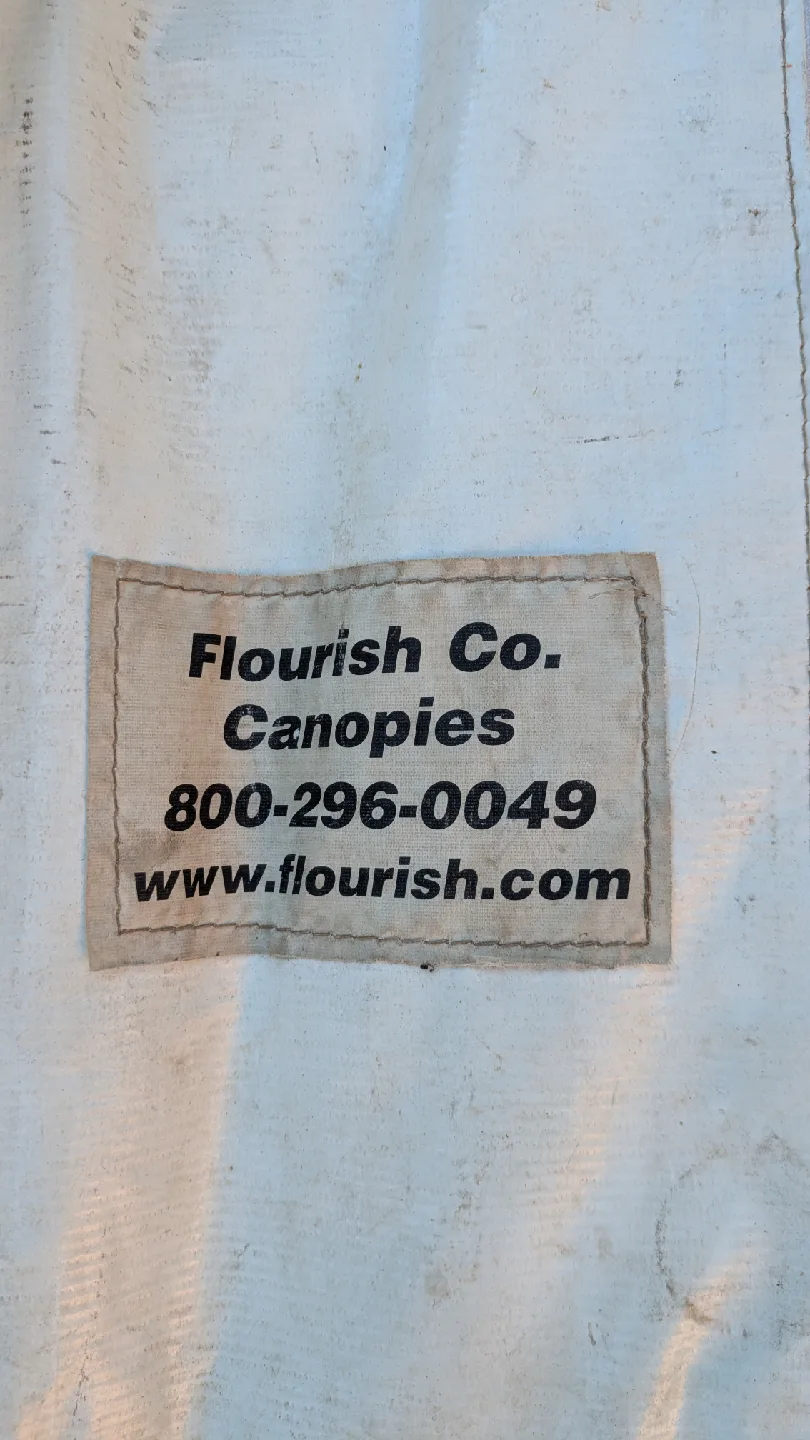 CRAFT HUT 10' X 10' HEAVY DUTY TRIMLINE CANOPY 7' WALLS image indicator(9)