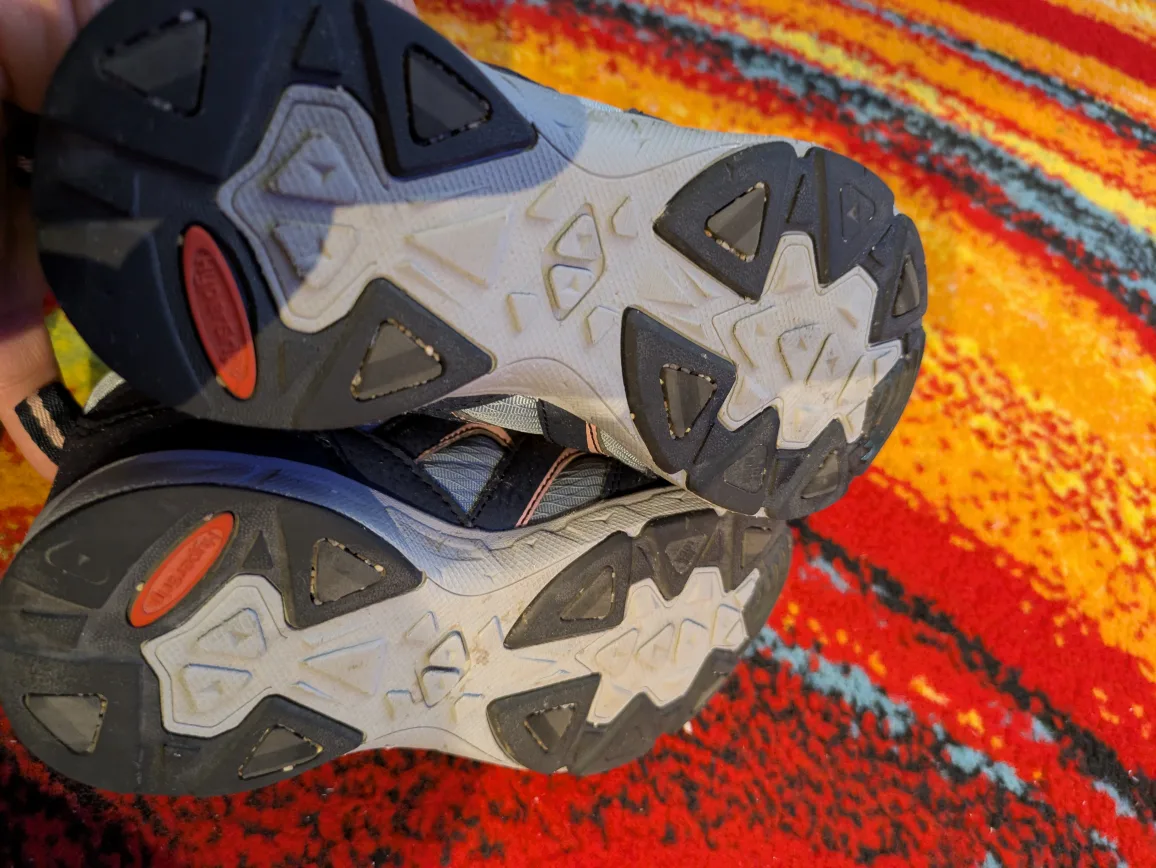 🧒 Kids Waterproof Winter Boots – Size [11] image indicator(6)