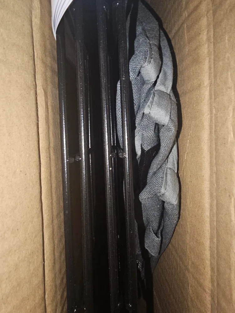 SONGMICS Laundry Basket with Liner - Like New! image indicator(4)