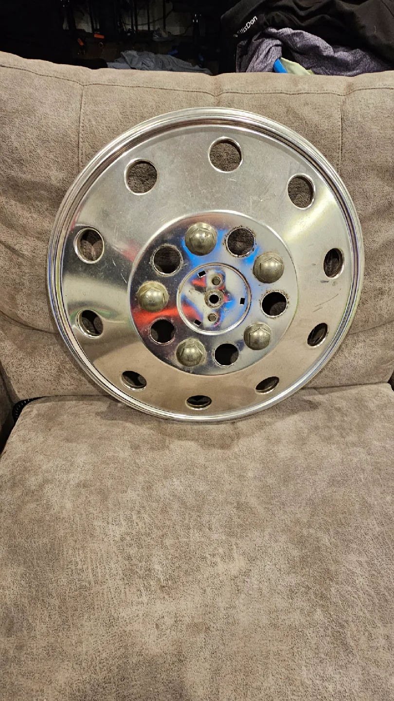 Chrome Wheel Cover thumbnail
