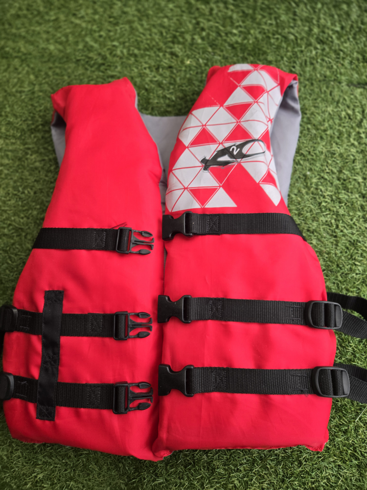 adult life jacket - photo 2
