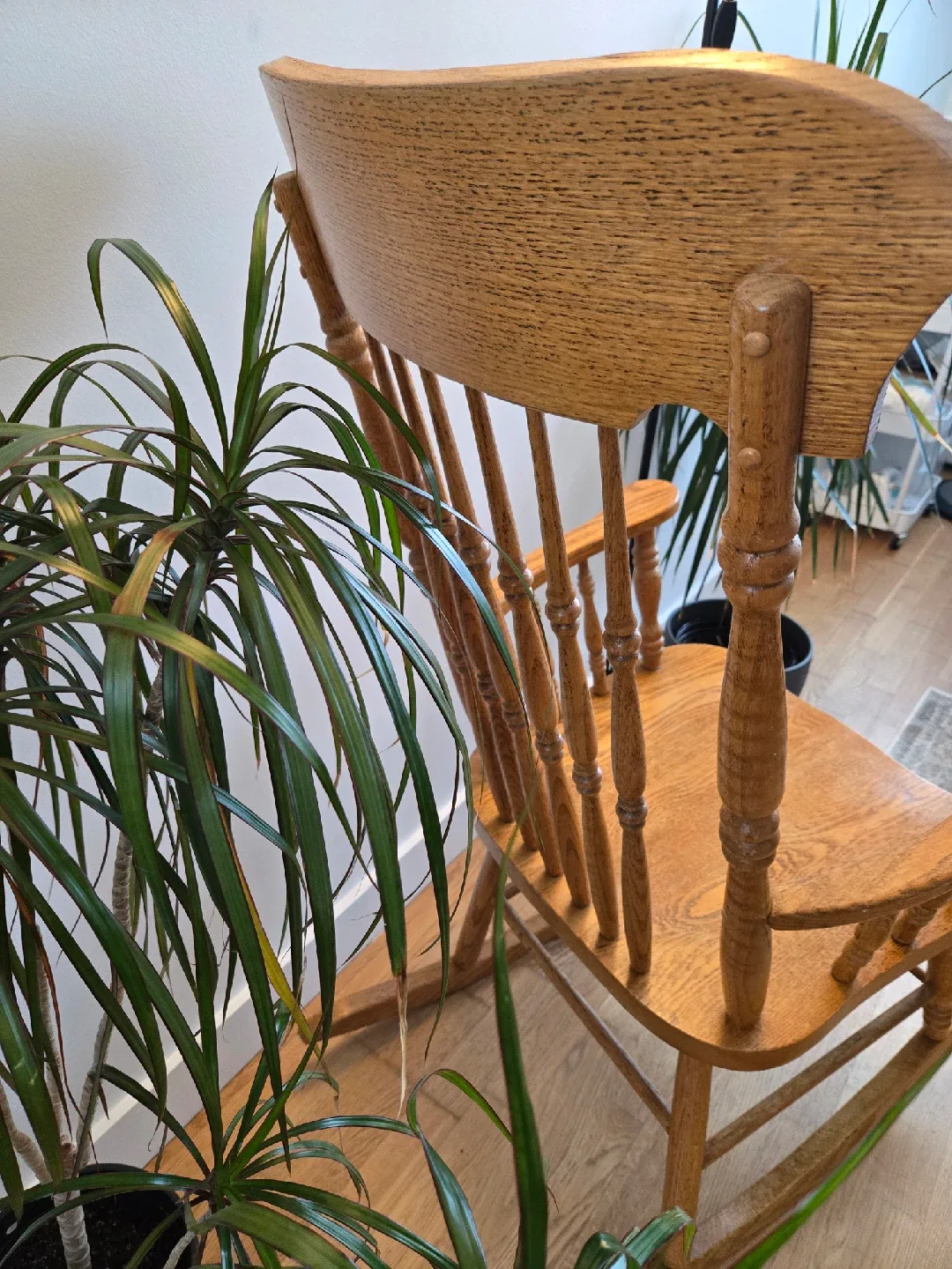 Oak Rocking Chair image indicator(2)