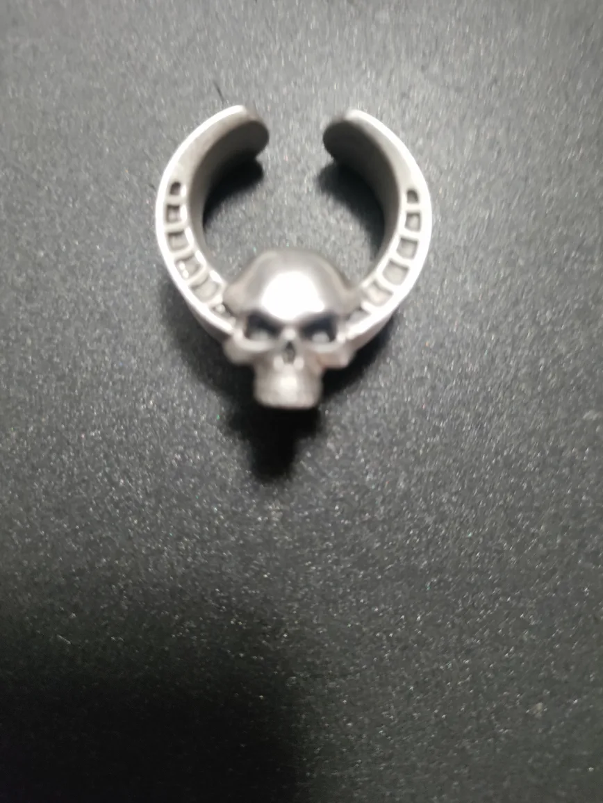 Skull Ring thumbnail