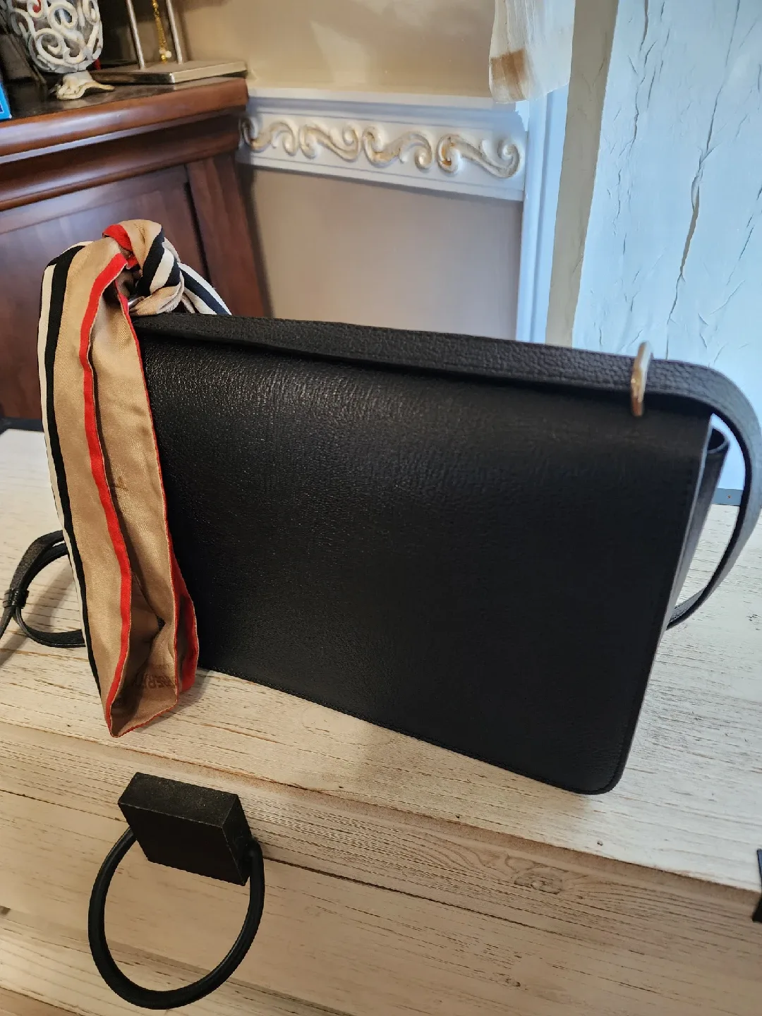 Burberry Black Leather Crossbody Bag image indicator(2)