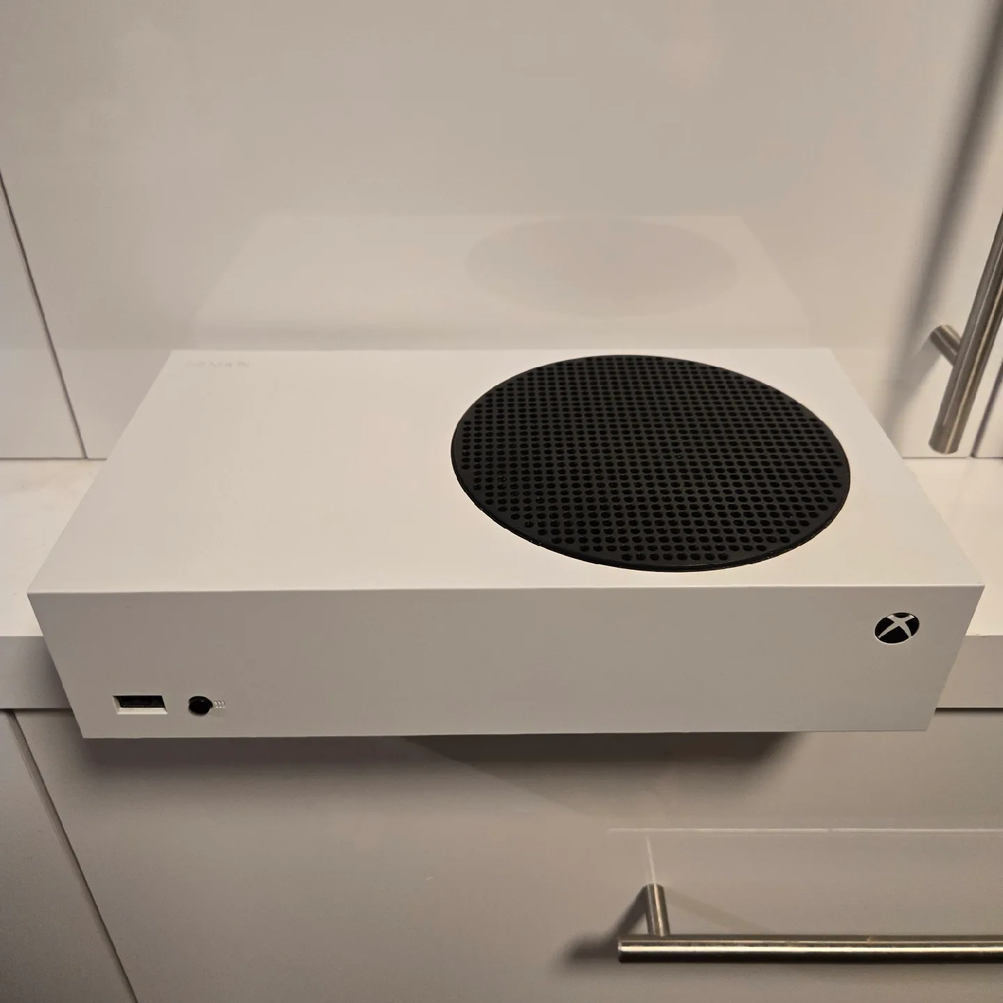 Xbox Series S in box. CLEAN. Cables, controller. console image indicator(3)