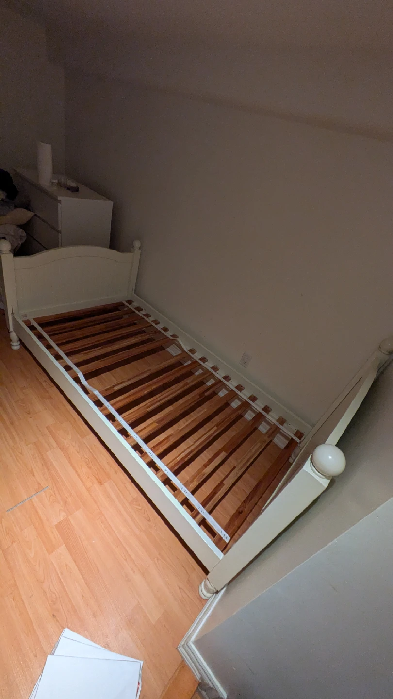 Pottery Barn Catalina White Single Bed Frame - photo 2