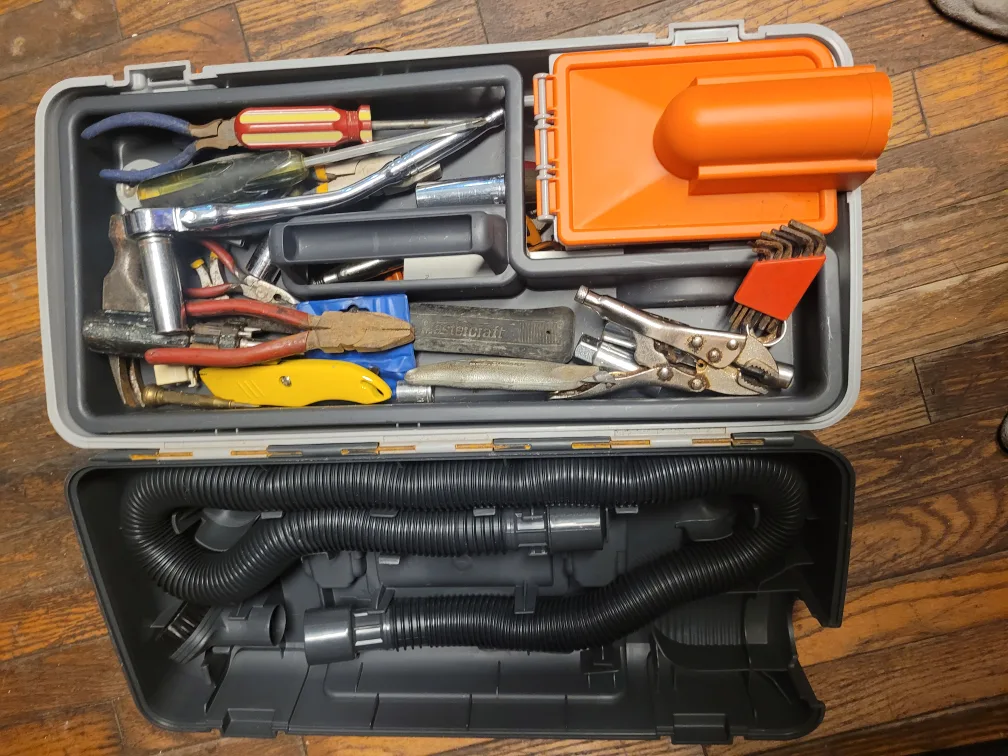 Eureka Toolbox Vac with Tools image indicator(2)