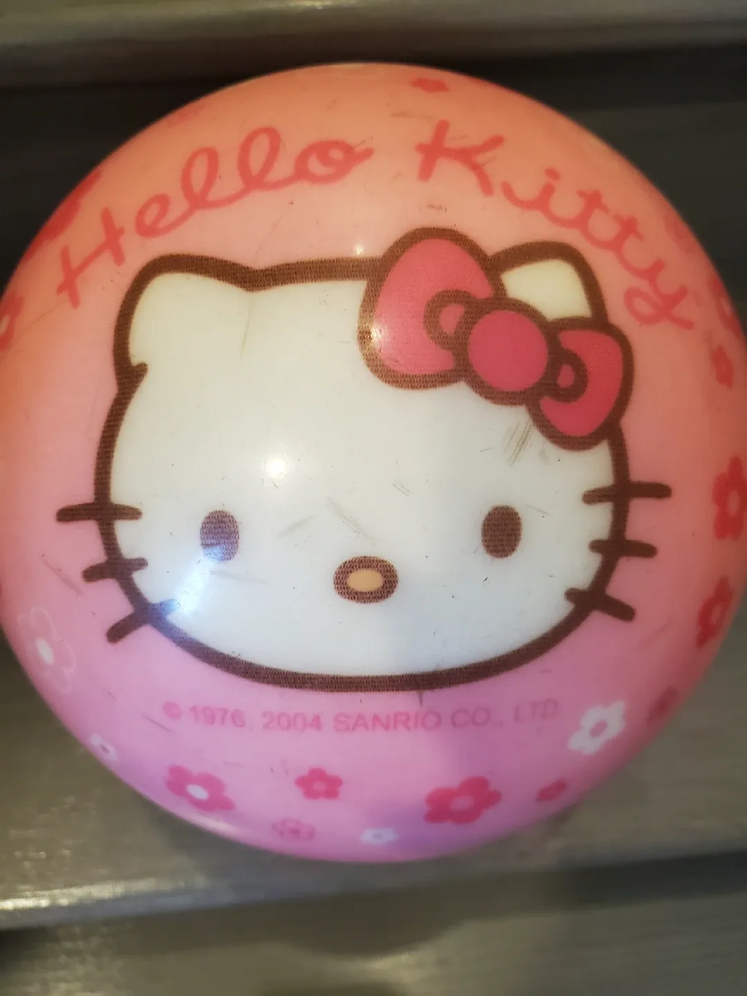 hello Kitty bowling ball 10 lbs image indicator(3)